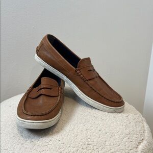 Cole Haan Men's Brown Leather Penny Loafers with White Sole size 10M.